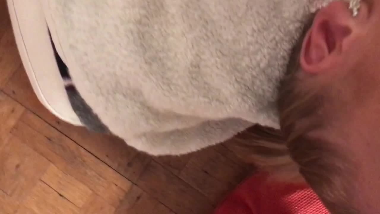 Подтвердите свой возраст