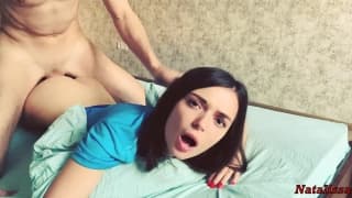 Симпатичная брюнетка, очень любит трахаться в видео от первого лица Симпатичная брюнетка, очень любит трахаться в видео от первого лица