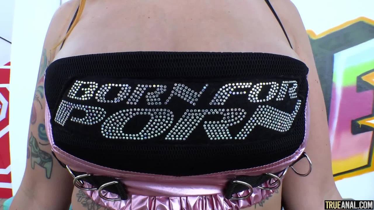 Подтвердите свой возраст