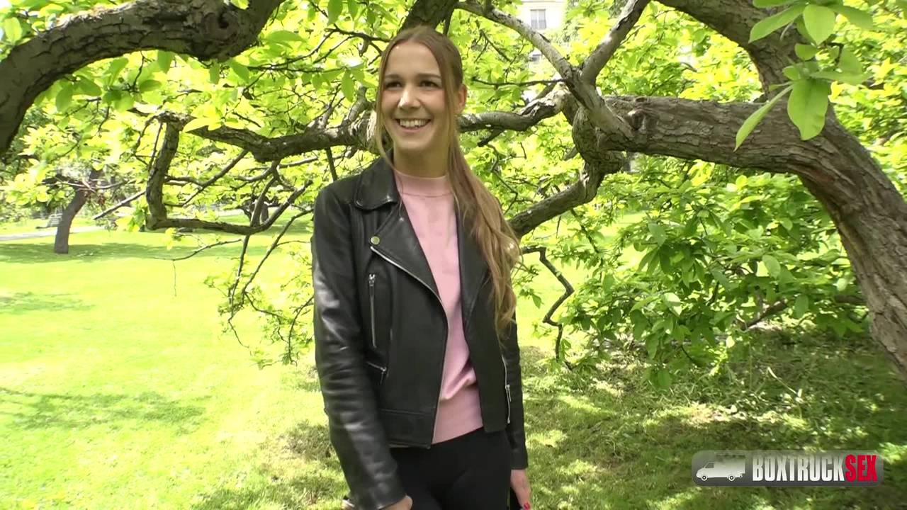 Подтвердите свой возраст