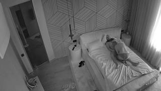 Эта зрелая пара, занимается перед камерой наблюдения, горячим сексом