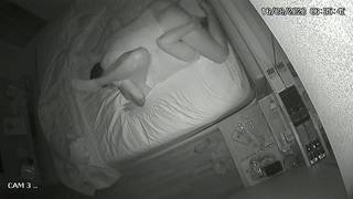 Русская пара, делится с нами своим горячим видео со скрытой камеры