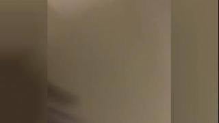 Черный чувак, хорошо долбит свою толстую женщину перед веб-камерой