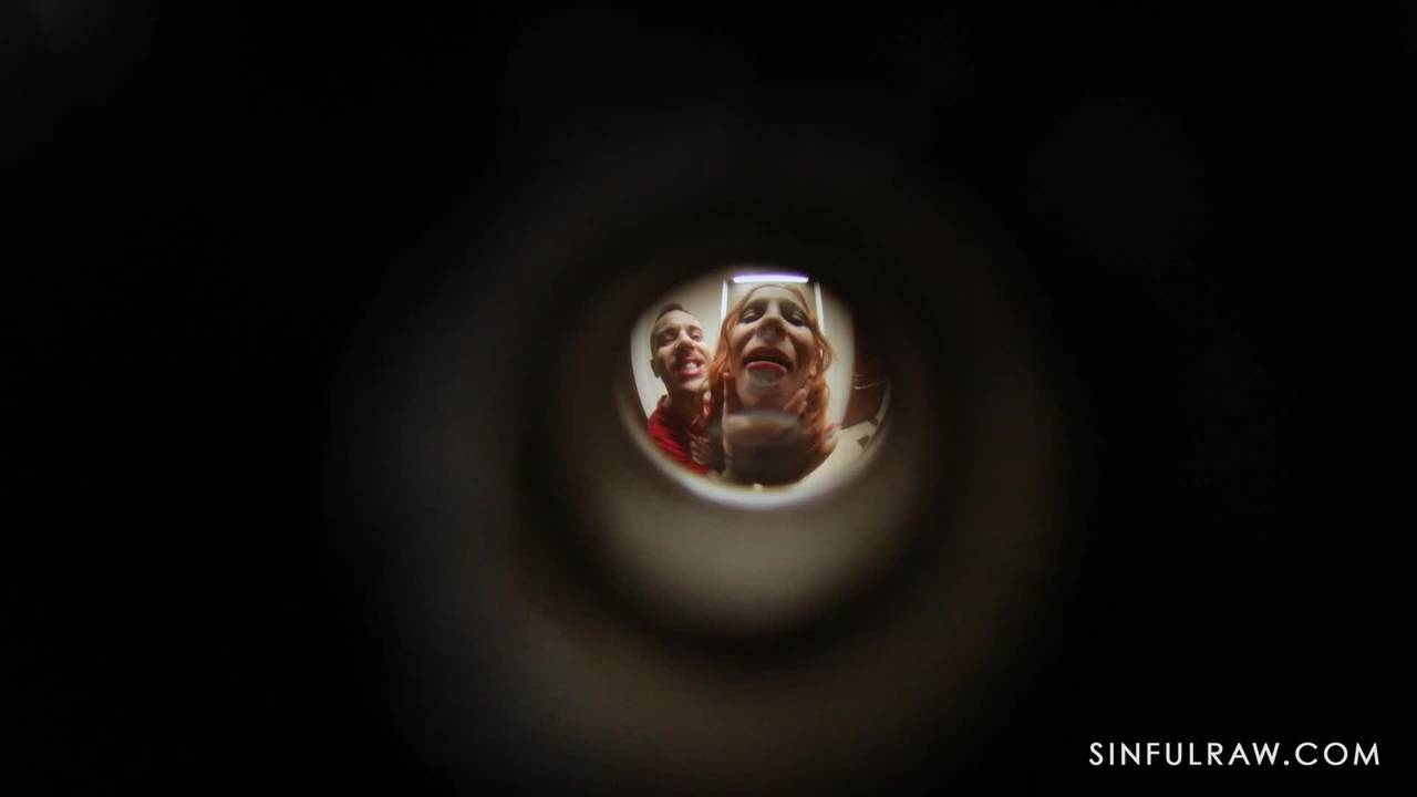 Подтвердите свой возраст