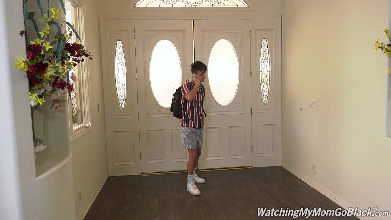 Подтвердите свой возраст