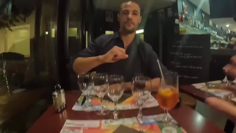 Подтвердите свой возраст