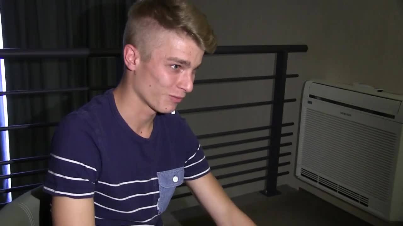 Подтвердите свой возраст