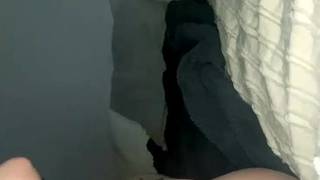 Похотливая, любительская пара-любит трахаться в стиле догги-стайл!