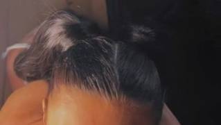 Лучший и такой небрежный минет от этой милой, любительской брюнетки!