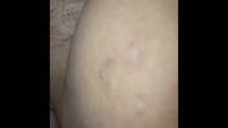 Сексуальная, любительская женщина в домашней сцене минета и куни!